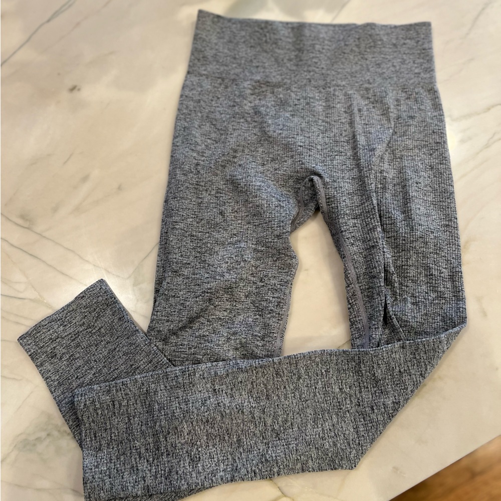 Colsie ribbed leggings sz L